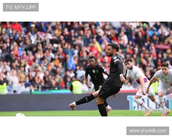 葡萄牙9比1狂胜晋级世界杯！C罗停赛，B费、若昂·内维斯双戴帽